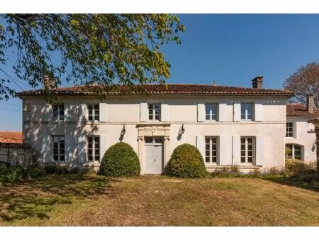 belle maison de campagne du 18ème siècle