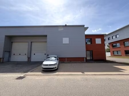 vente local d'activités 276 m²