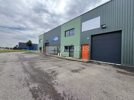 vente local d’activités civrieux 01390 133m²