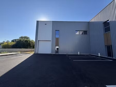 location local d’activités saint genis laval 69230 223m² à 1241m²