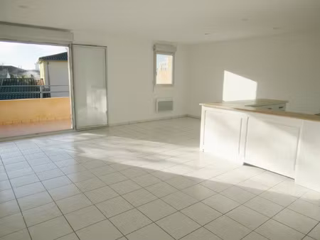 appartement type 2 hyper centre blagnac