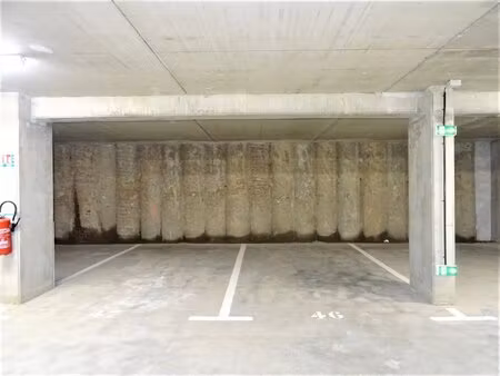 saint michel  parking en sous-sol