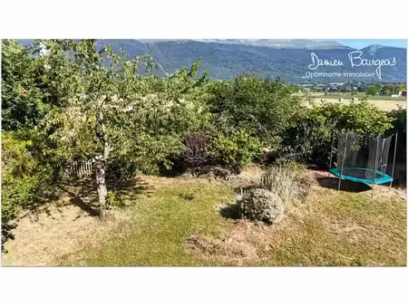 terrain constructible d'exception à pregnin – saint-genis-pouilly