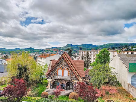 appartement 5 pièces à vendre - dernier étage - 4 routes  clermont-ferrand