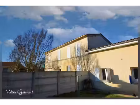 immeuble 3 logements à vendre proche de coutras (33) rendement net 7%