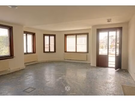 appartement te huur in zelzate met 3 slaapkamers