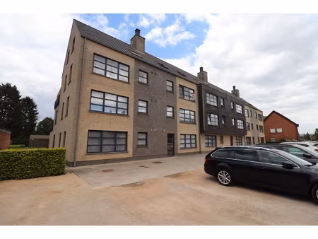 appartement te huur in merksplas met 3 slaapkamers