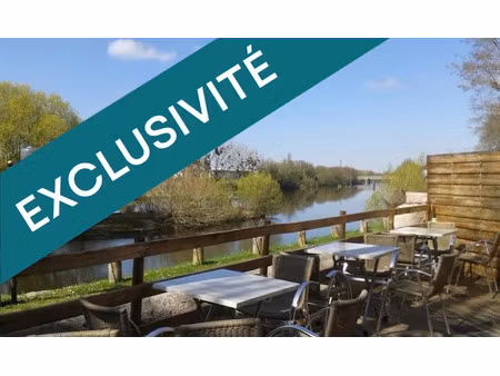 vente locaux professionnels 4 pièces 159 m² à descartes (37160)  89 000 €