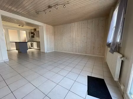 location maison 5 pièces  103.00m²  le bignon