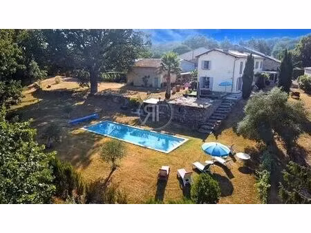 maison de luxe de 4 chambres en vente à puisseguin  france