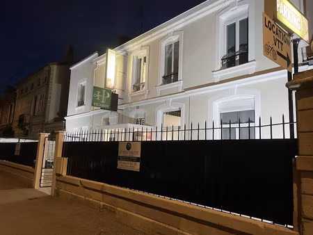vente locaux professionnels 18 pièces 300 m² à saint-dizier (52100)  180 000 €