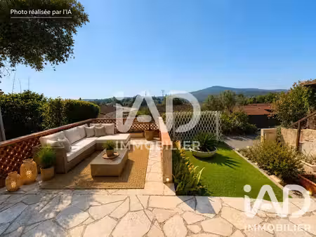 vente locaux professionnels 3 pièces 39 m² à roquebrune-sur-argens (83520)  190 000 €