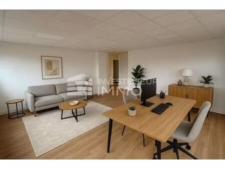 location bureaux 300 m² à 1 200 m²