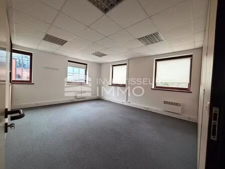 location bureaux 9 m² à 225 m²