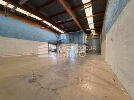 location entrepôt 282 m²