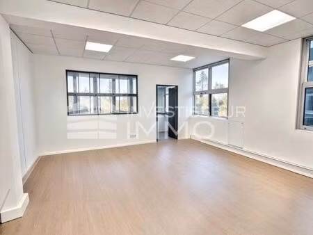 location bureaux 217 m²