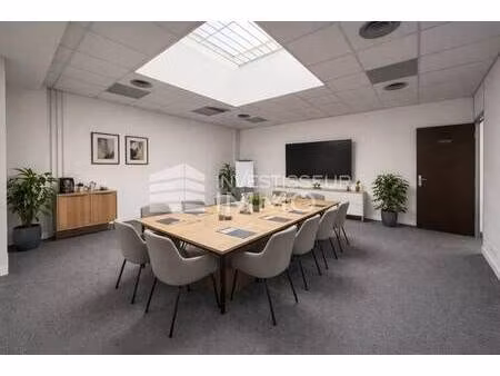 location bureaux 257 m²