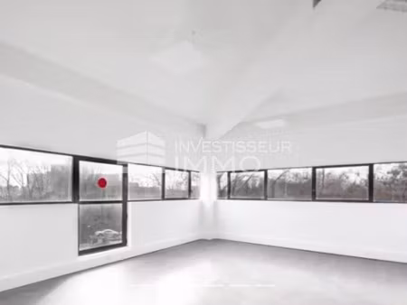 location bureaux 293 m²