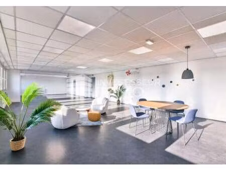 location bureaux 95 m²