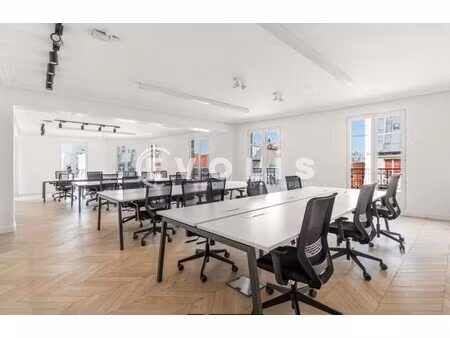 location bureaux 177 m² à 447 m²