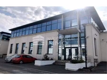 location bureaux 301 m²