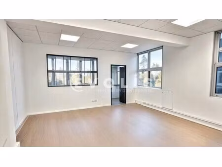 vente bureaux 50 m² à 646 m²