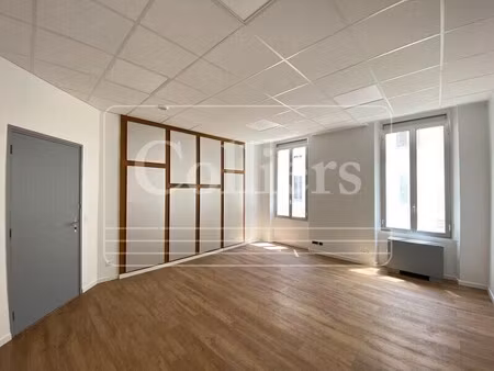 location bureaux 176 m² à 360 m²