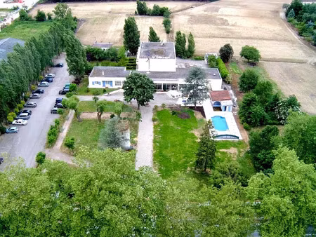 vente locaux professionnels 50 pièces 1598 m² à fleurance (32500)  1 049 000 €