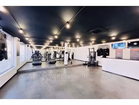 vente locaux professionnels 0 pièces 157 m² à sanary-sur-mer (83110)  721 000 €