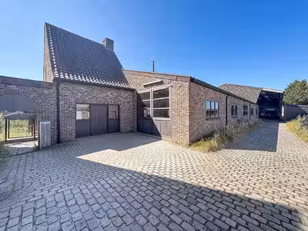 commercieel te huur in evergem
