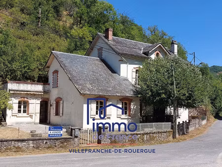 vente maison 9 pièces 185m2 villefranche-de-rouergue 12200 - 96300 € - surface privée