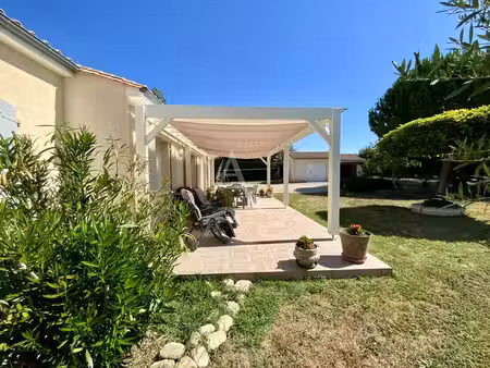 vente maison saint-simon-de-bordes 17500 - - surface privée