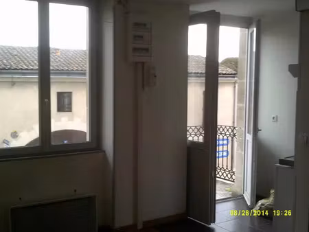 location appartement 2 pièces 35 m² à cadillac-sur-garonne (33410)