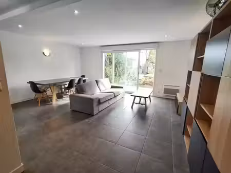 location maison 4 pièces 83 m² à floirac (33270)
