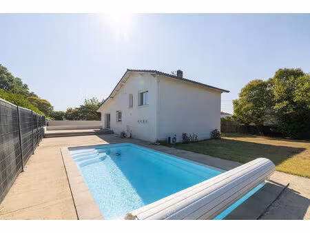 maison centre-ville avec piscine