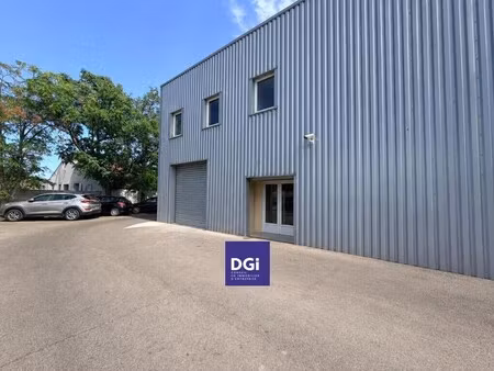 location local d'activités 110 m² à 310 m²