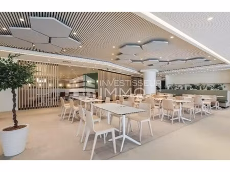 vente bureaux 739 m²