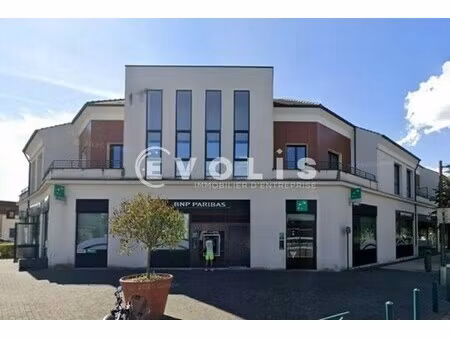 vente commerce chanteloup en brie 77600 477m²
