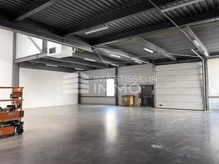 location local d’activités villeneuve la garenne 92390 275m²