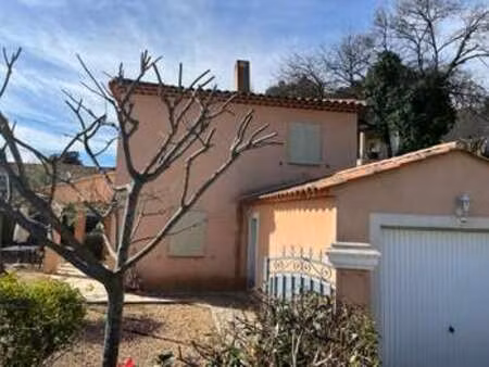 location maison à cuers (83390) : à louer / 106m² cuers