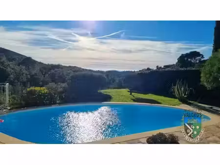 vente villa 5 pieces avec piscine garage vue mer dans residence securisee au domaine de...