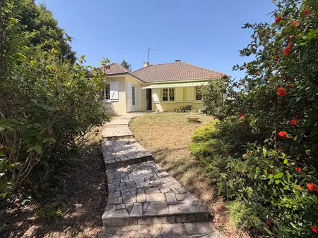 vente maison 5 pièces 87 m² à chatellerault (86100)  162 800 €