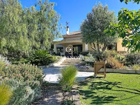 villa à vendre à laurens avec grand jardin paysager