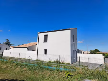 vente maison 4 pièces 84 m² à saint-sauveur-d'aunis (17540)  242 000 €