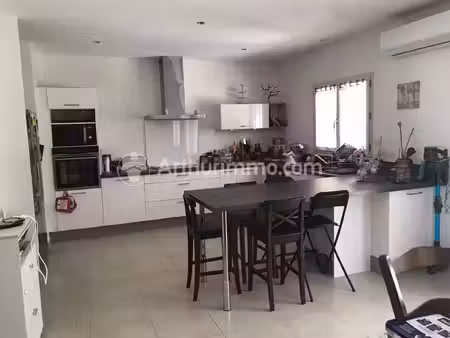 location maison 3 pièces 91 m2 à lavalette