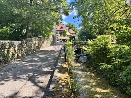 vente maison de village 8 pièces