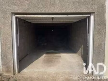 vente garage et parking au havre (76600) : à vendre / 19m² le havre