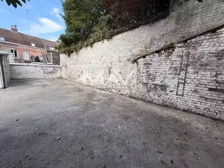 vente garage 83 m² tourcoing (59200)