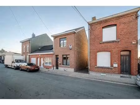 ougrée : maison 3 façades avec garage et jardin