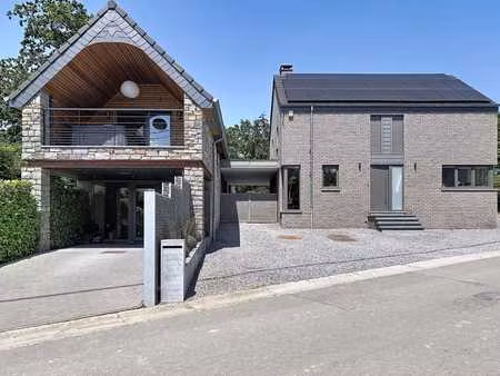 villa contemporaine avec piscine & gîte haut de gamme.
